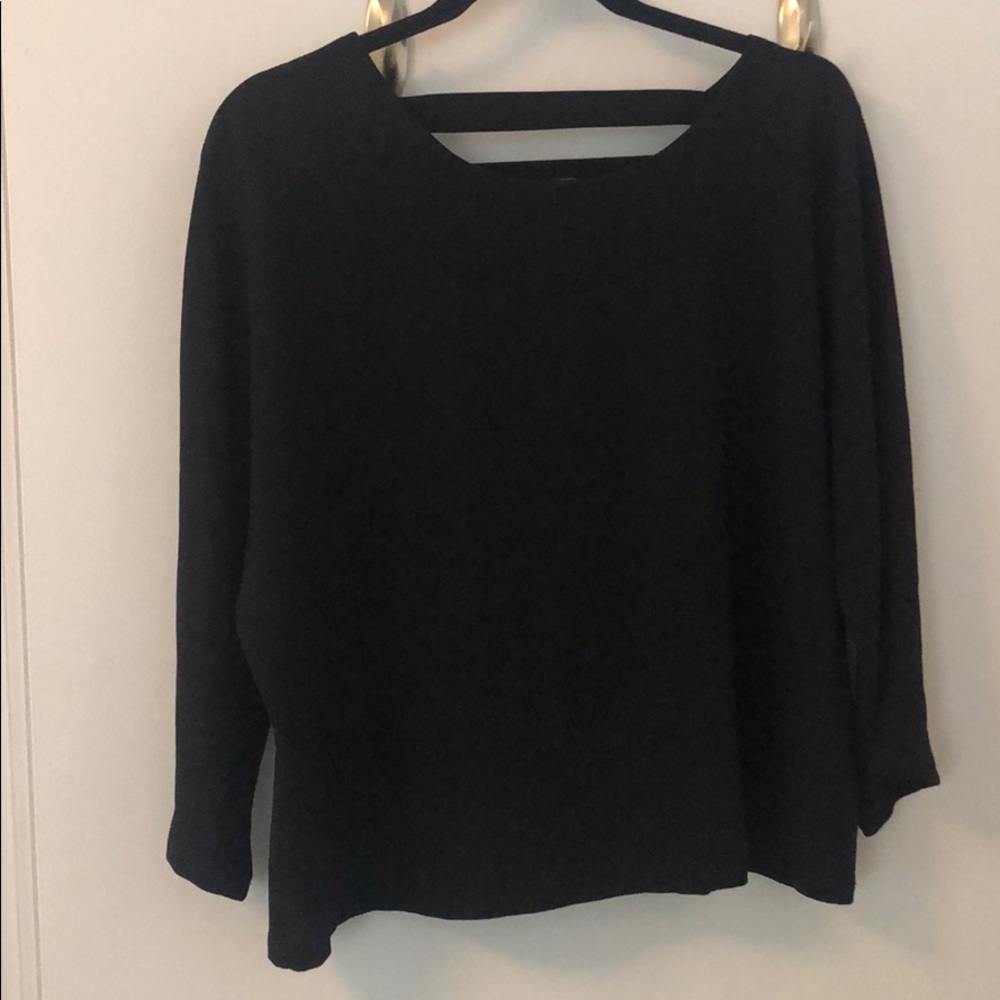 Black loose top!